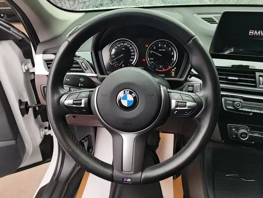 BMW X1 — миниатюра 15