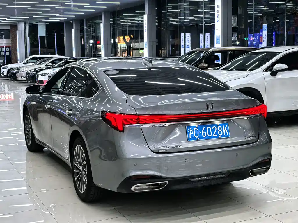 Buick LaCrosse — миниатюра 6