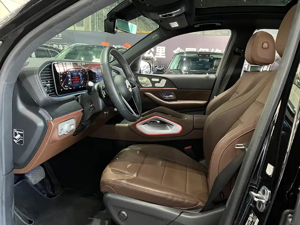Mercedes-Benz GLE (Import) — миниатюра 8