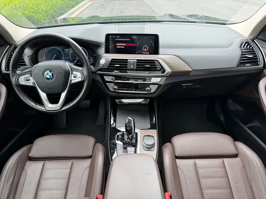 BMW X3 2018 xDrive28i Luxury VI