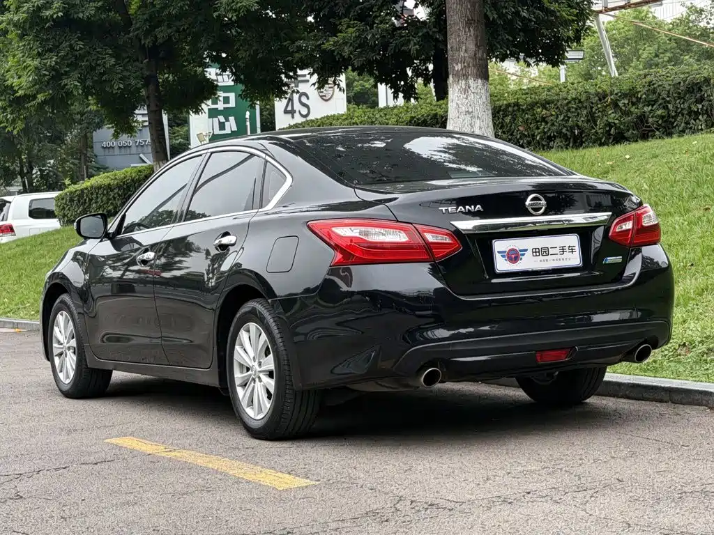 Nissan Teana — миниатюра 4