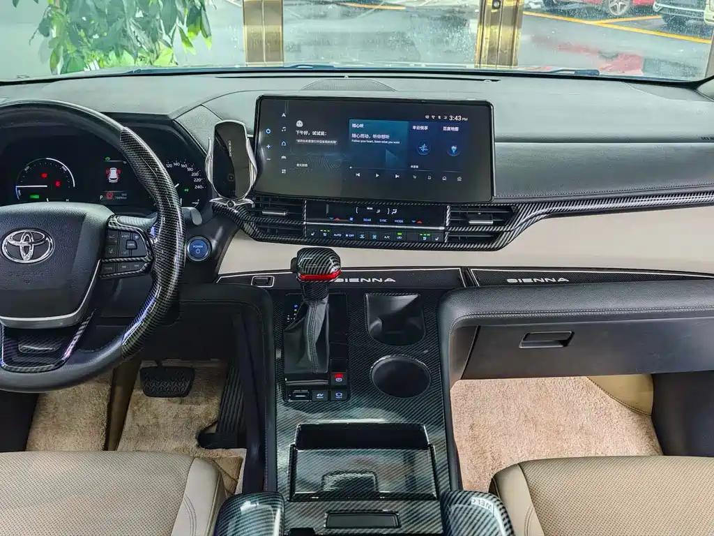 Toyota Sienna — миниатюра 11