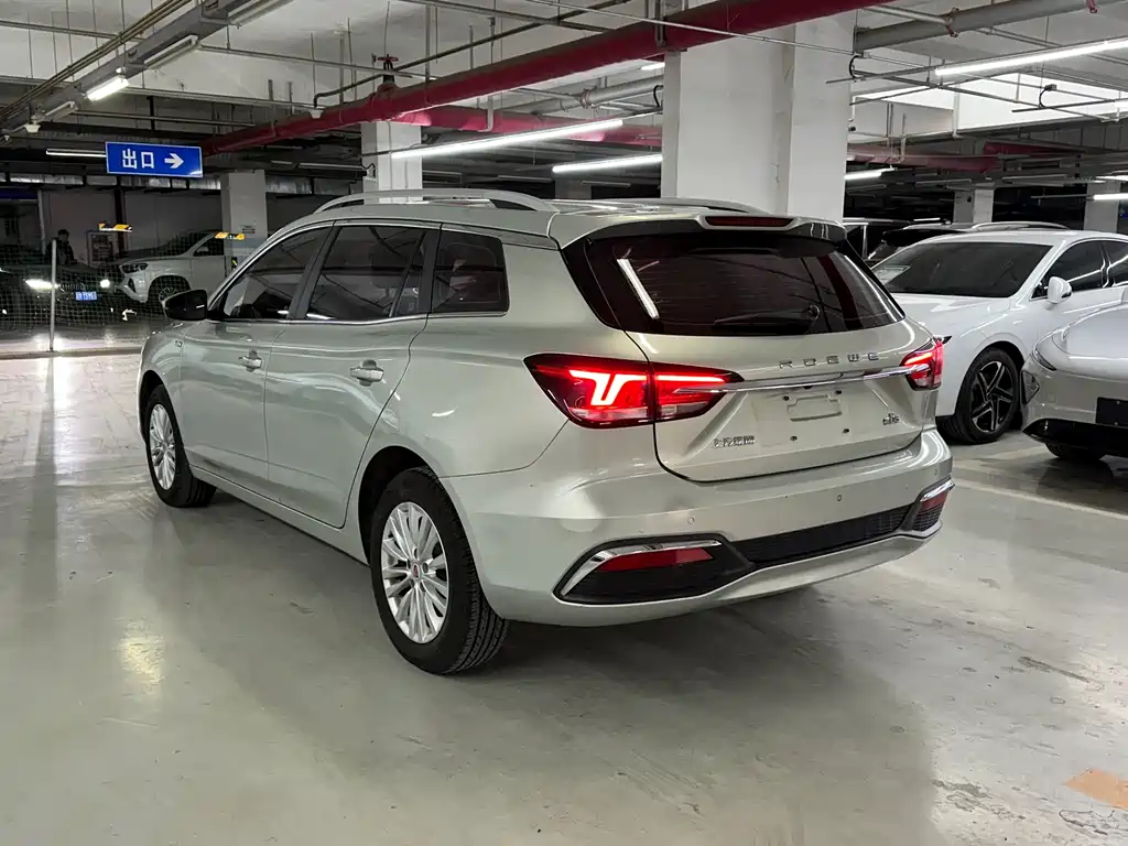 ROEWE EI5