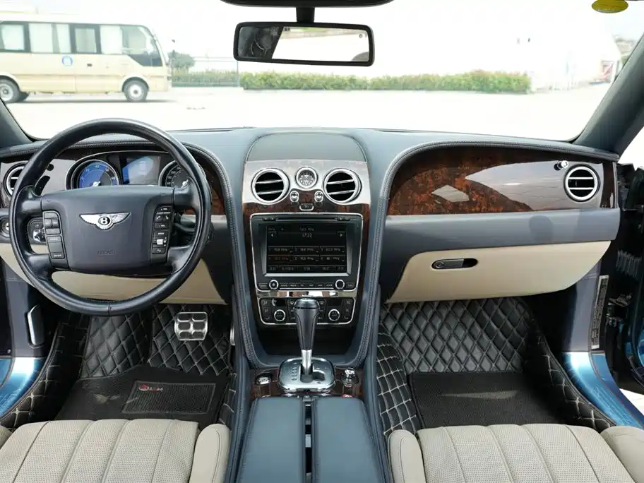 Bentley Flying Spur 2015 6.0T W12 Standard