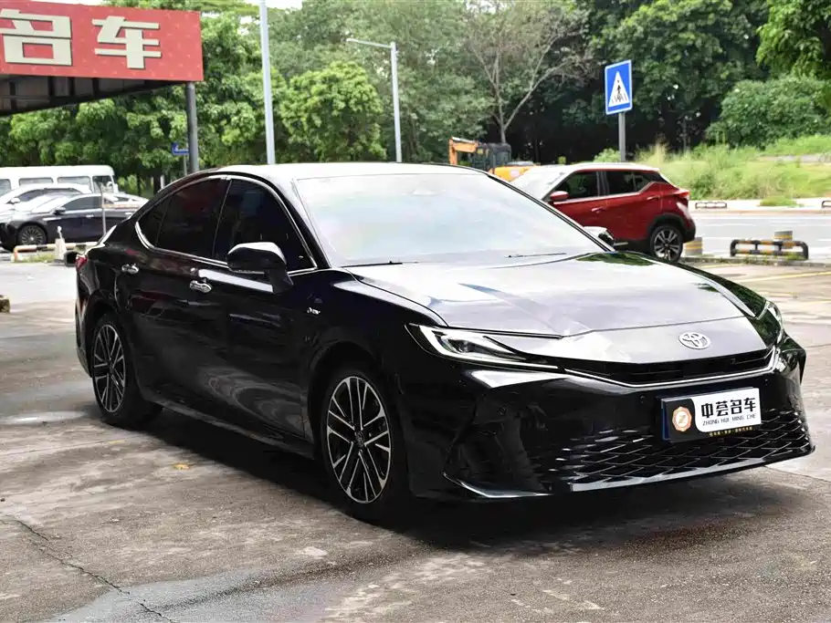 Toyota Camry 2024 2.5HG Luxury