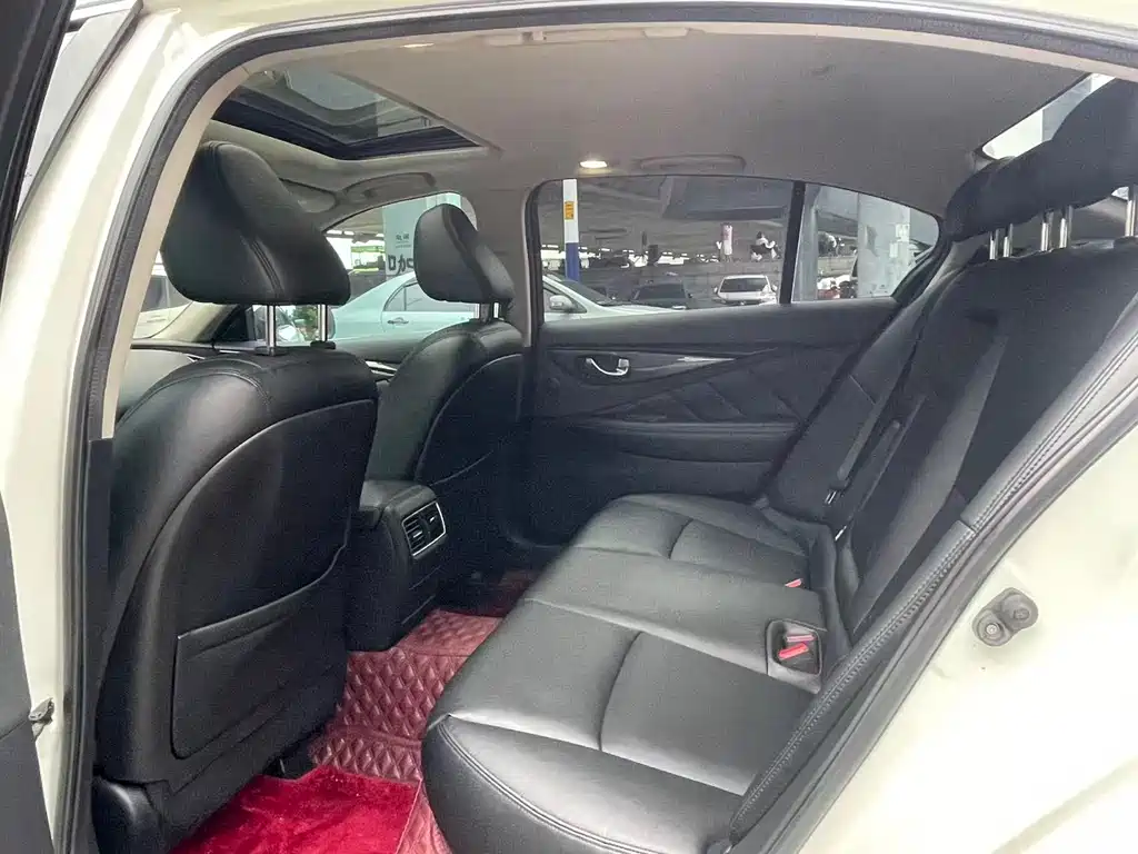 Infiniti Q50L — миниатюра 6