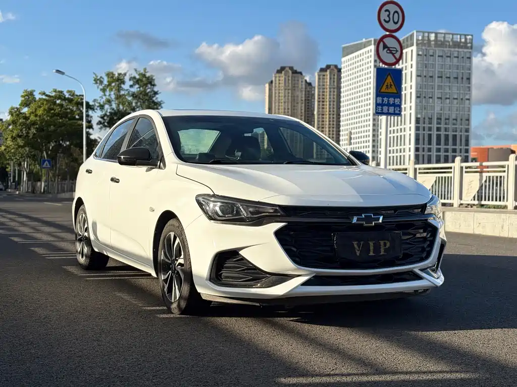 CHEVROLET CRUZE