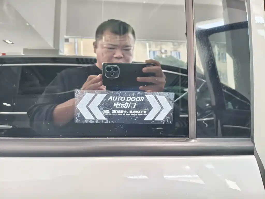 GAC Motor Trumpchi M8 — миниатюра 12