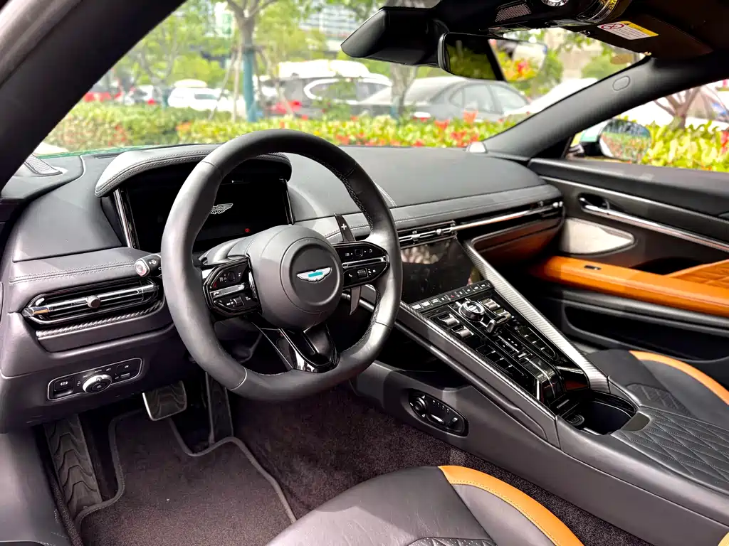 Aston Martin DB12 2023 4.0T V8 Coupe
