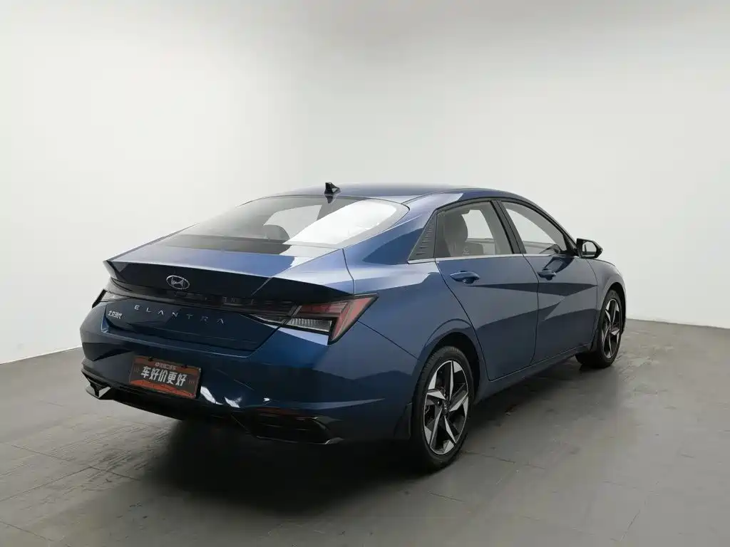 Hyundai Elantra — миниатюра 2