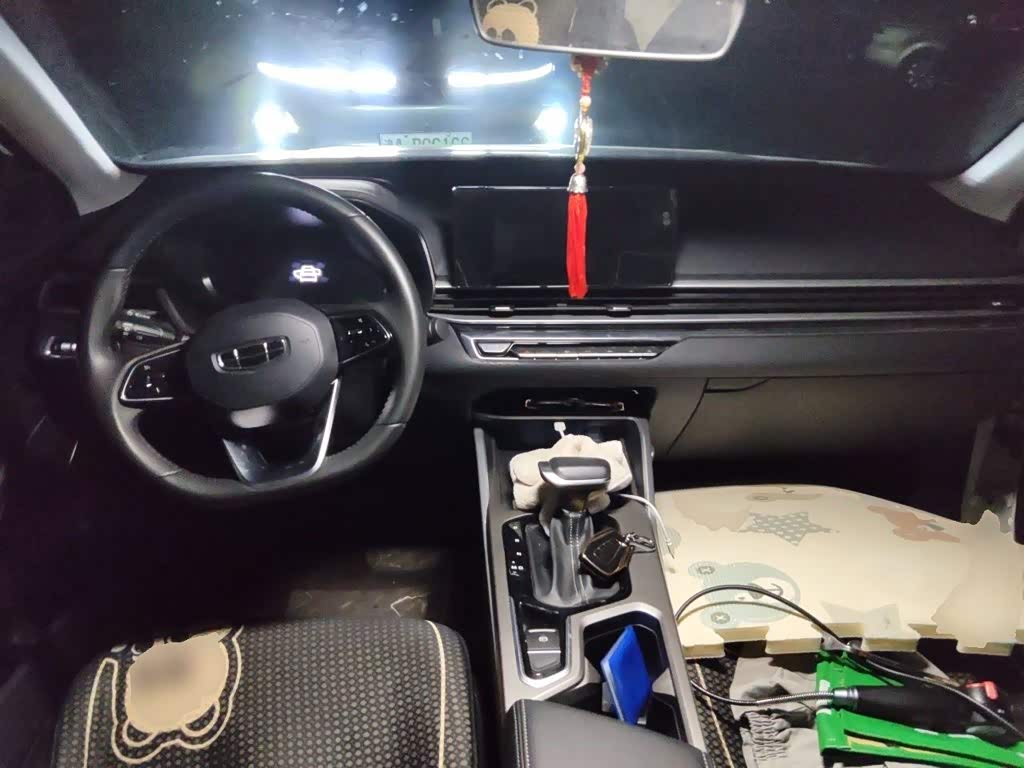 Geely Emgrand 1.5 л 2023 г. Белый, пробег 20500 км