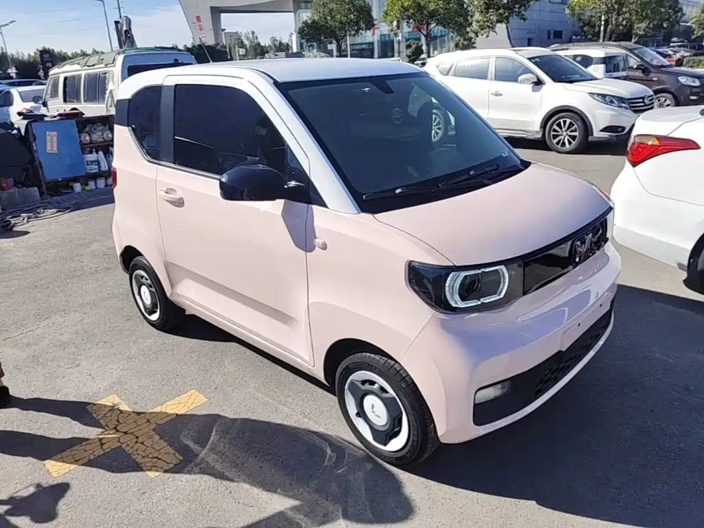 Wuling MINIEV — миниатюра 4