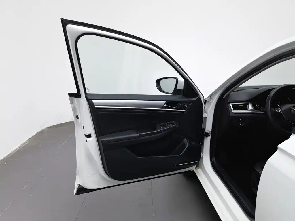 Volkswagen Bora — миниатюра 8