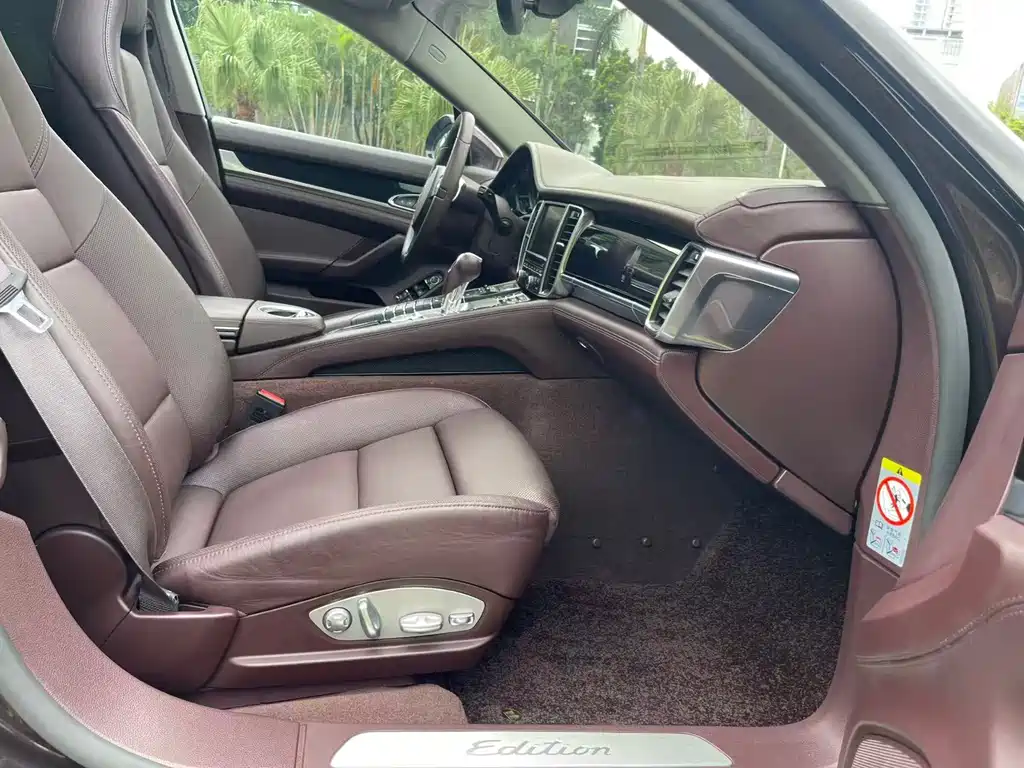 Porsche Panamera — миниатюра 10