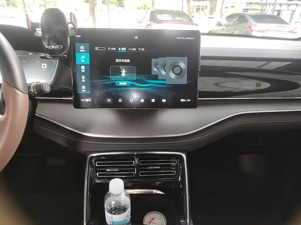 BYD Tang New Energy — миниатюра 13