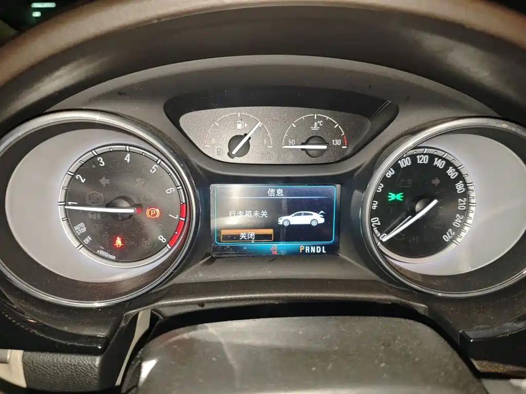 Buick Verano — миниатюра 13