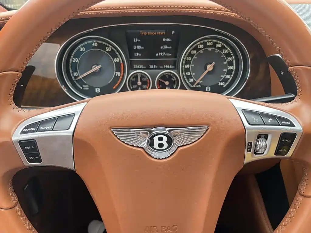Bentley Continental 4.0T GT V8, фото 11