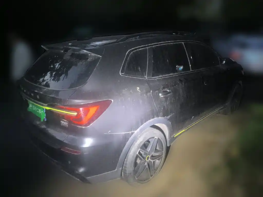 Roewe RX5 — миниатюра 4
