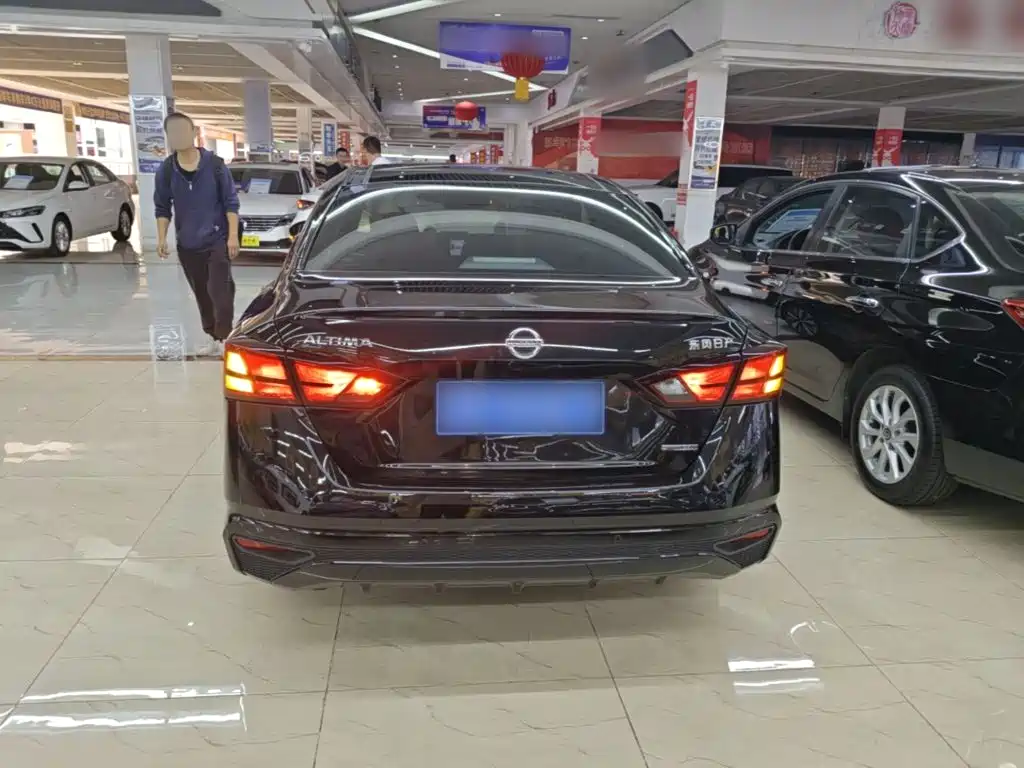 Nissan Teana — миниатюра 6