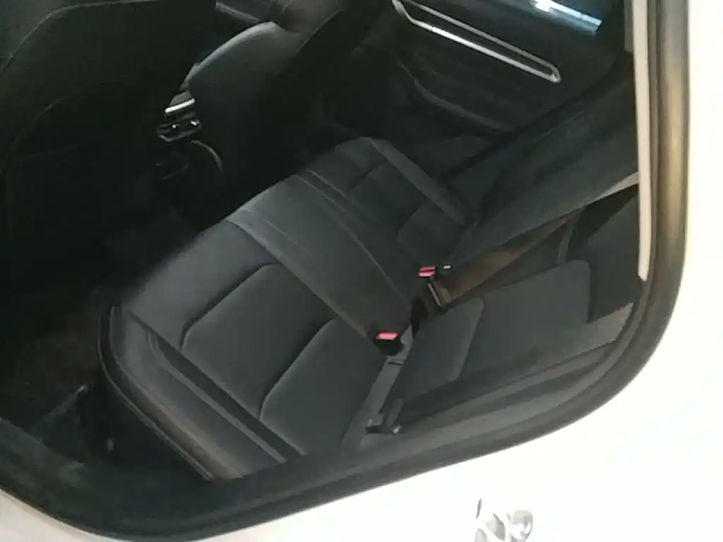 Geely Emgrand — миниатюра 17