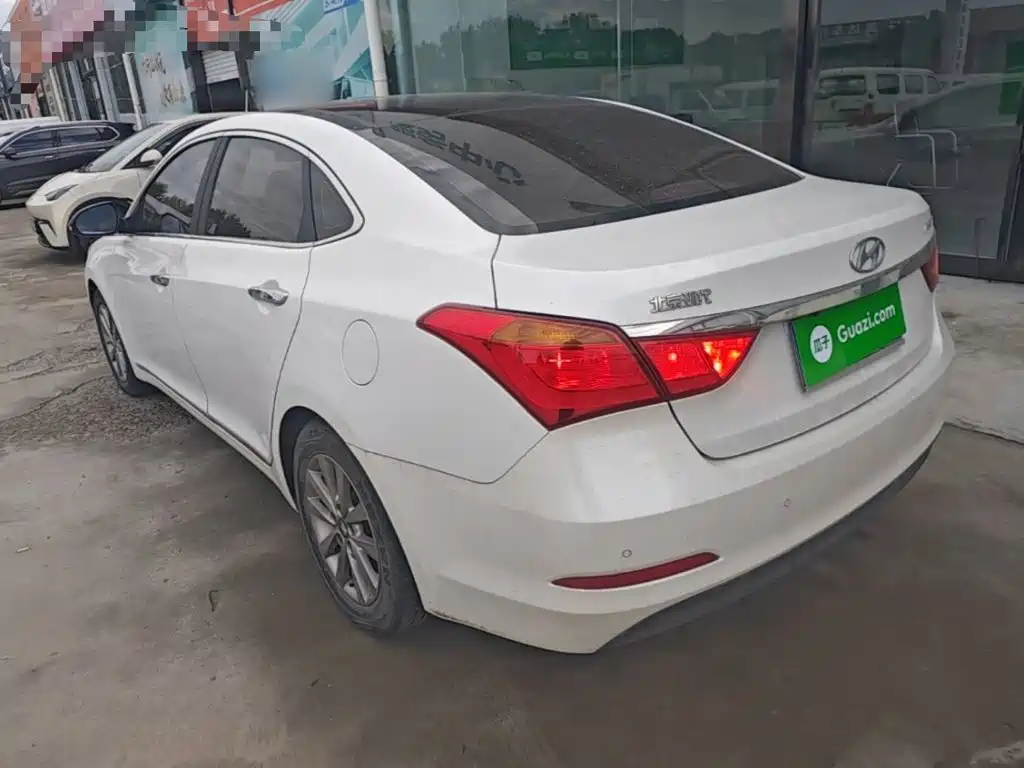 Hyundai Mistra — миниатюра 5