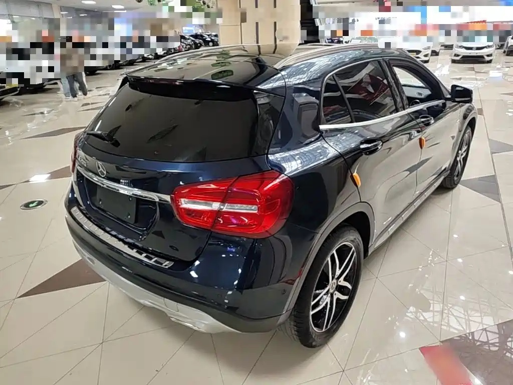 Mercedes-Benz GLA — миниатюра 7