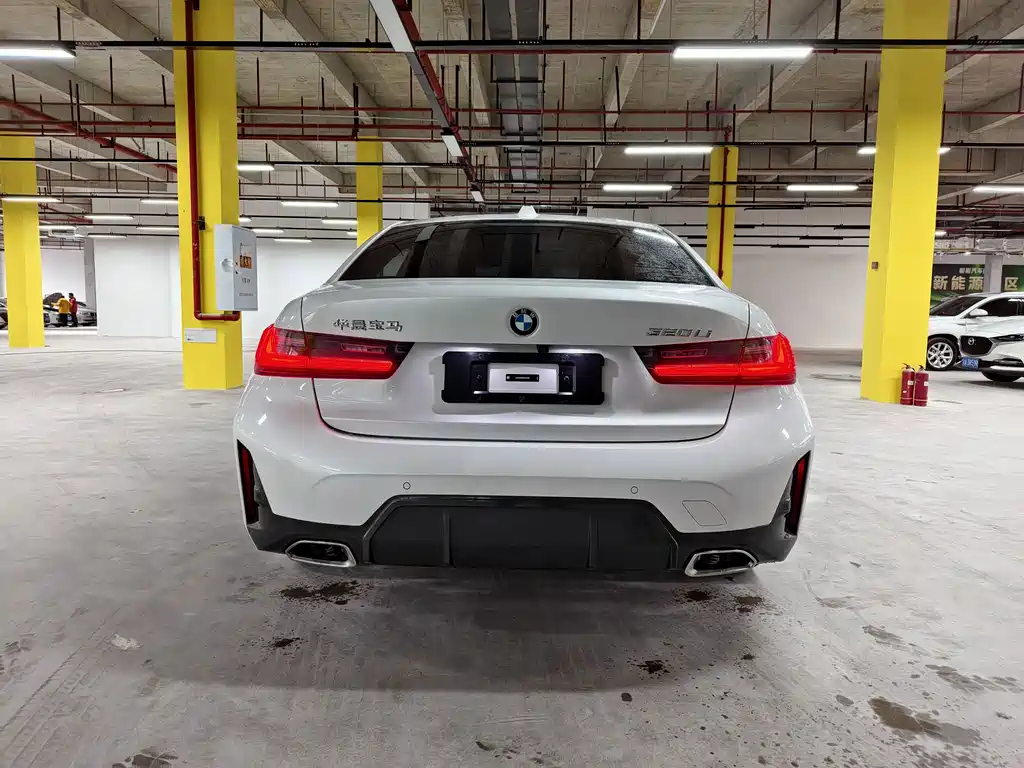 BMW 3 Series — миниатюра 6