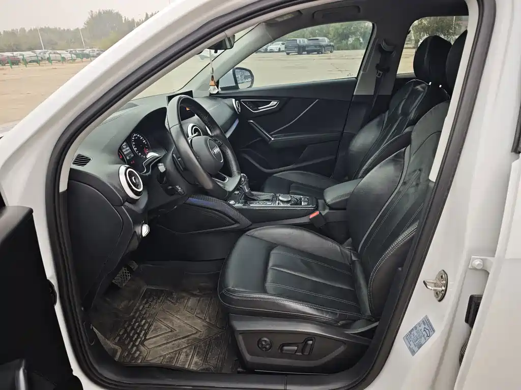 Audi Q2L — миниатюра 12