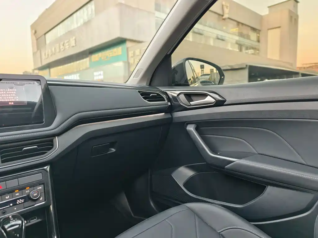 Volkswagen Tharu — миниатюра 10