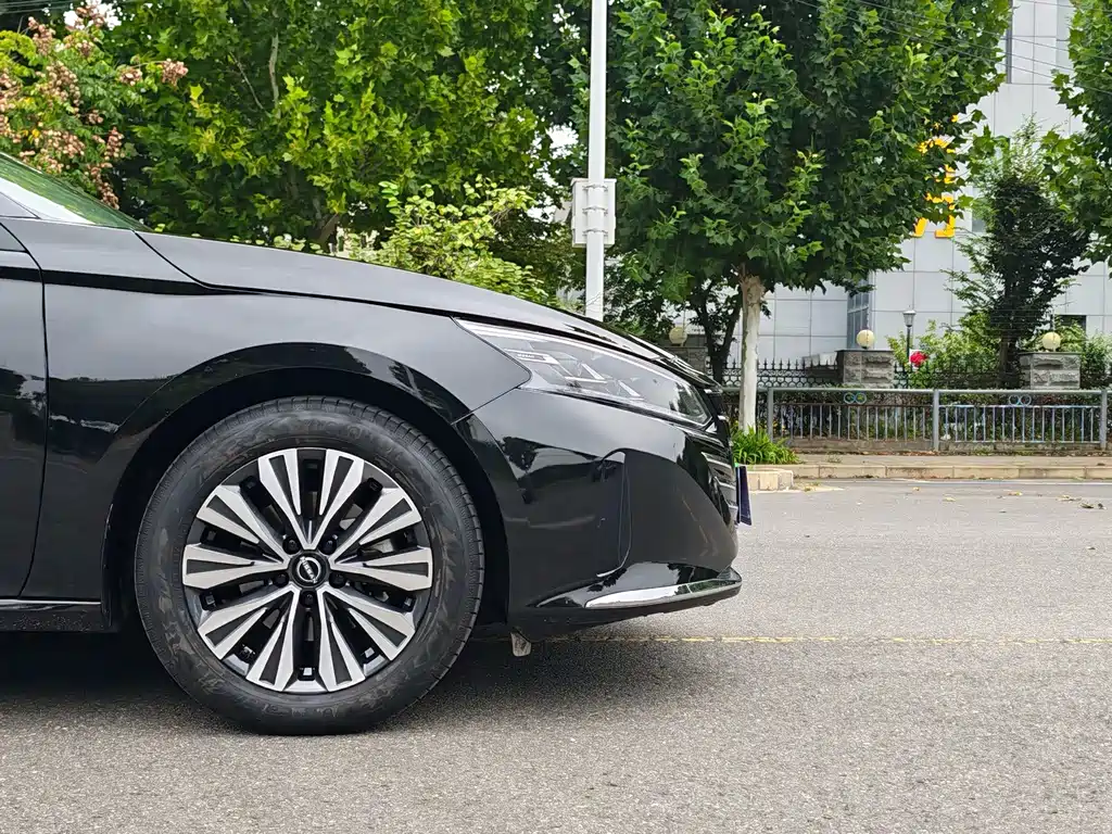Nissan Teana — миниатюра 17