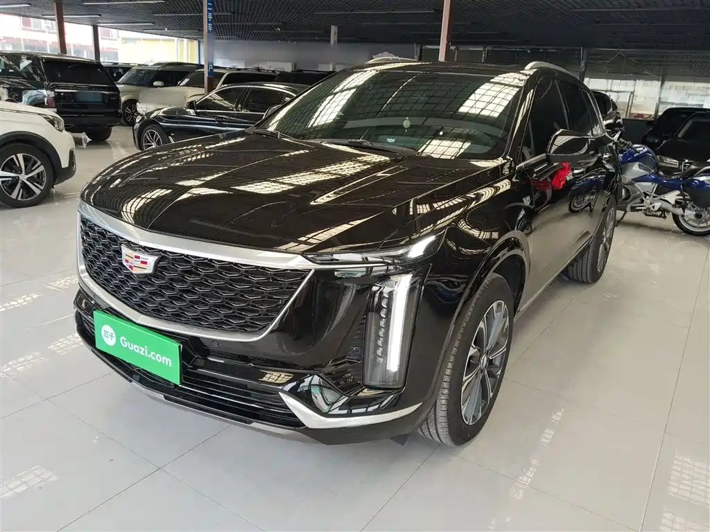Cadillac XT5 2025