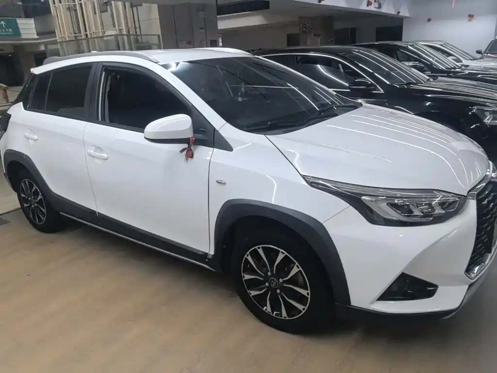 Toyota Yaris L — миниатюра 4