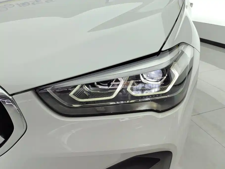 BMW X1 — миниатюра 5