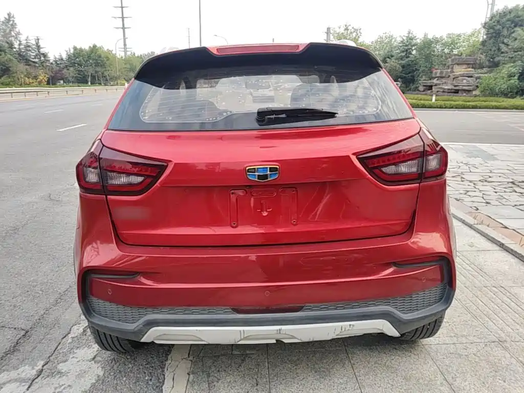 Geely Vision X3 — миниатюра 6