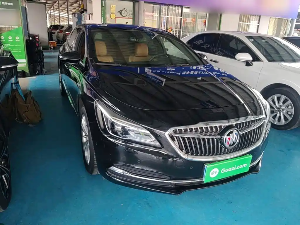 Buick LaCrosse — миниатюра 4