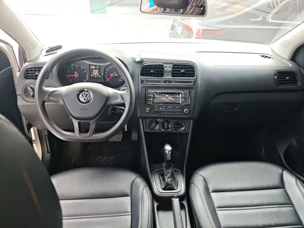 Volkswagen Polo — миниатюра 10