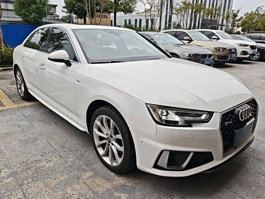 Audi A4L — миниатюра 4