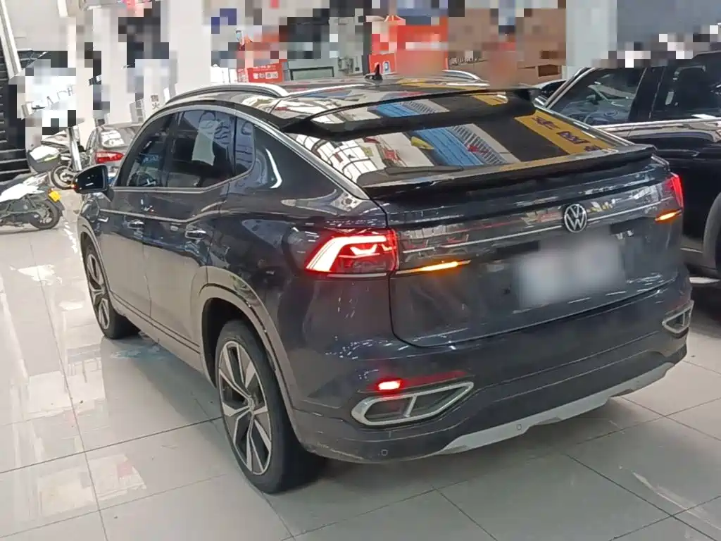 Volkswagen X — миниатюра 5