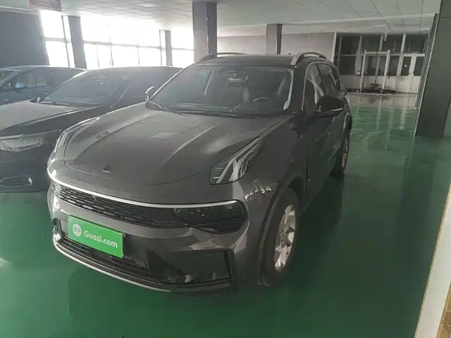 2024 Lynk & Co 01
