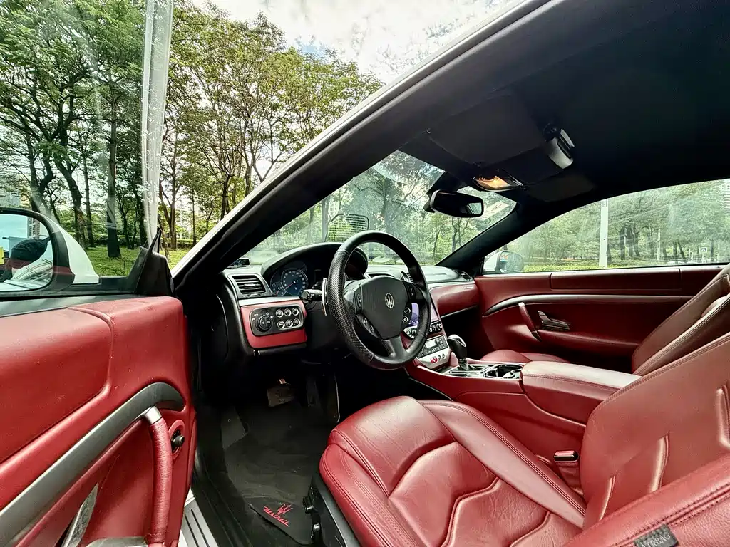 Maserati GranTurismo 2009 4.7L Sport Automatic