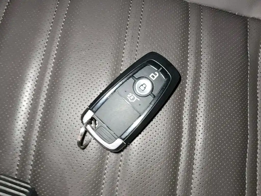 Ford Edge — миниатюра 9