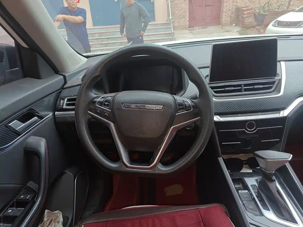 Venucia T60 — миниатюра 3