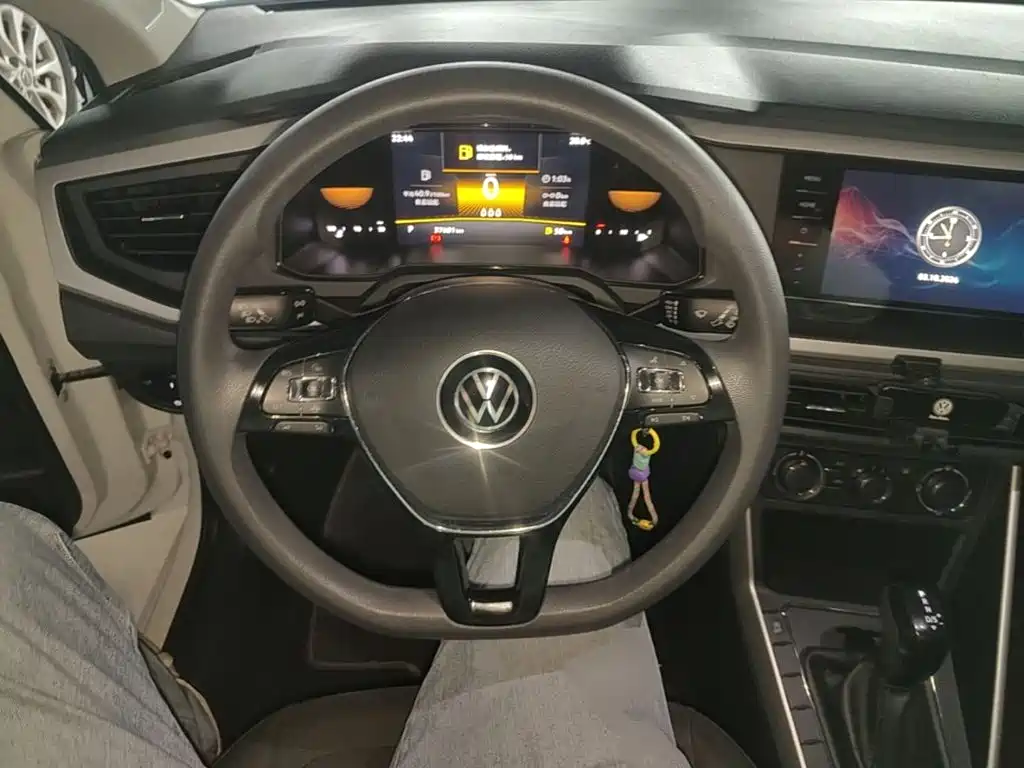 Volkswagen Polo — миниатюра 11