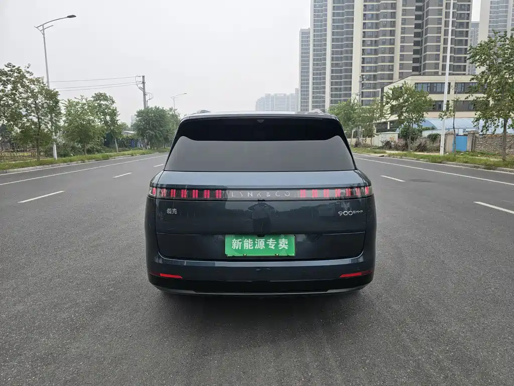 Lynk & Co 900 — миниатюра 8