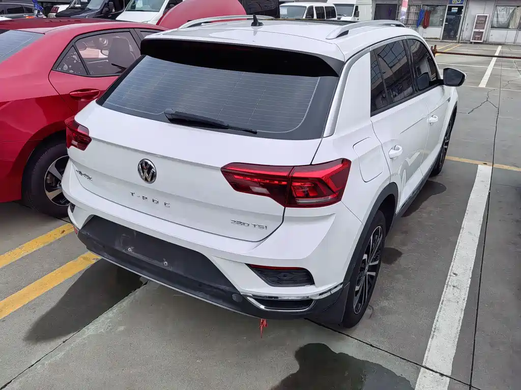 VOLKSWAGEN T ROC EXPLORING SONGS