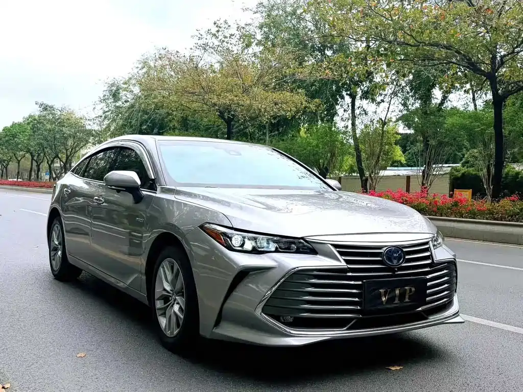 Toyota Avalon — миниатюра 2