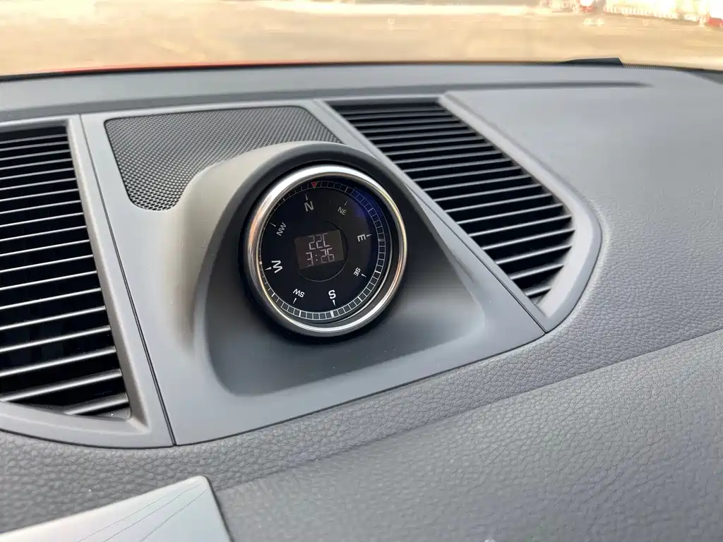 Porsche Macan — миниатюра 17