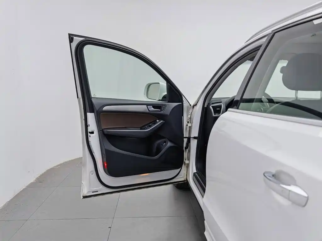 Audi Q5 — миниатюра 8