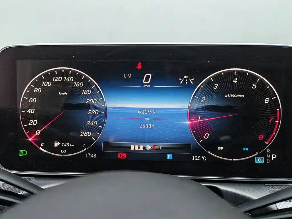 Mercedes-Benz C-Class — миниатюра 15