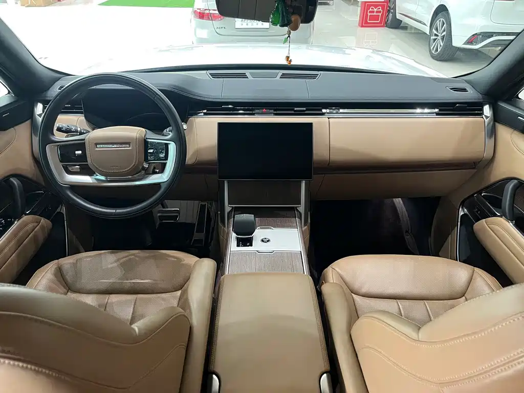 Land Rover Range Rover — миниатюра 11